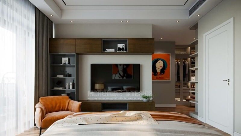 Thiết kế phòng ngủ khéo léo với nhiều hộc tủ hiện đại, sang trọng.